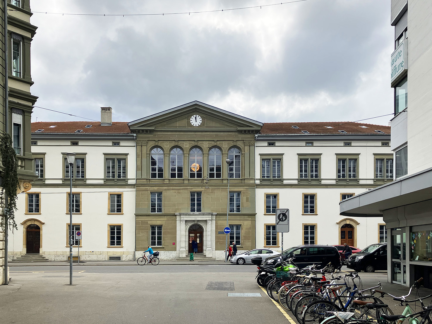 L‘École Dufour, Bienne